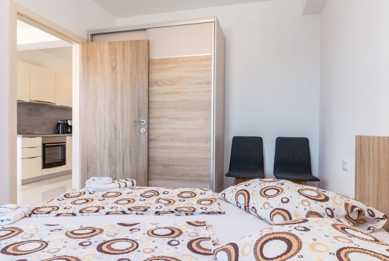 Garden Apartment Медулин Екстериор снимка