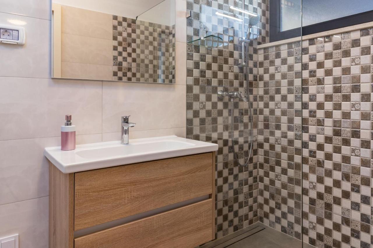 Garden Apartment Медулин Екстериор снимка