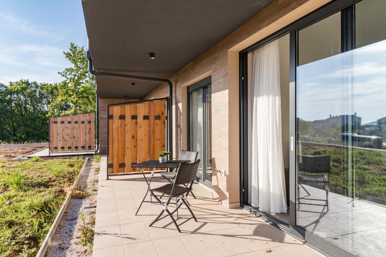 Garden Apartment Медулин Екстериор снимка