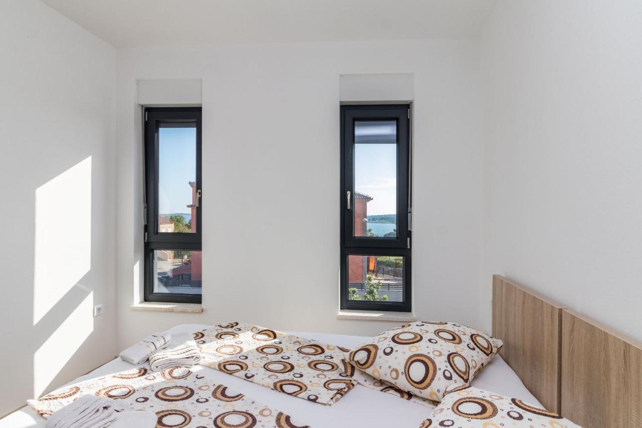 Garden Apartment Медулин Екстериор снимка