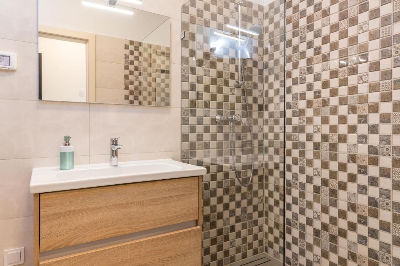 Garden Apartment Медулин Екстериор снимка