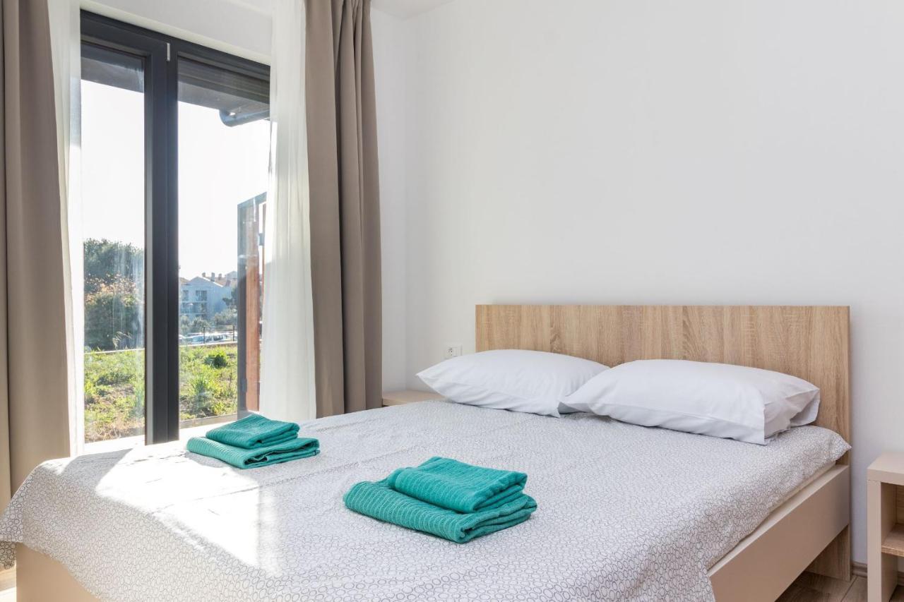 Garden Apartment Медулин Екстериор снимка