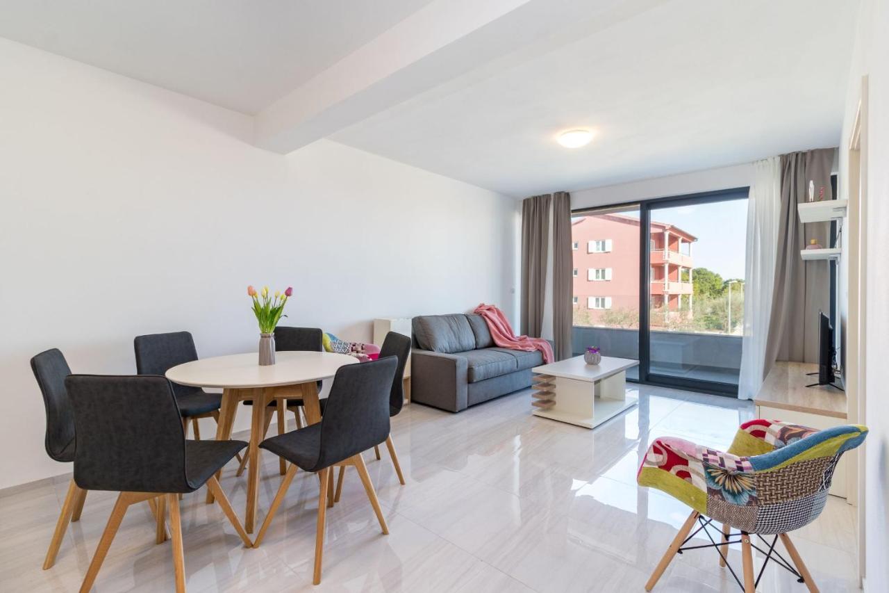 Garden Apartment Медулин Екстериор снимка
